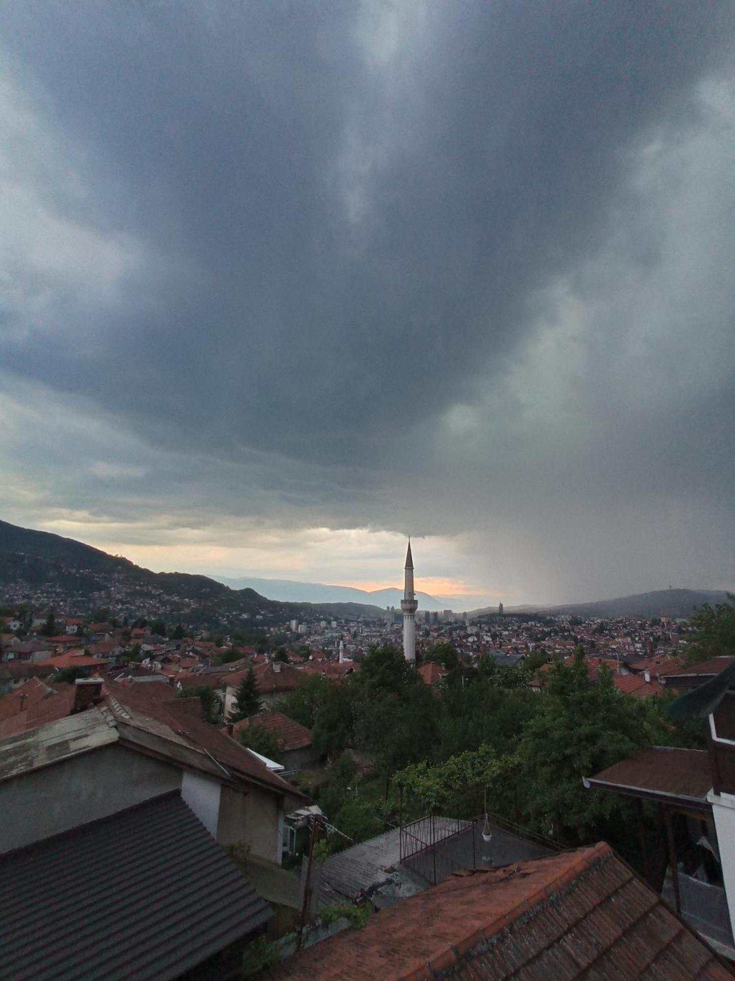 Romantic SJJ Rom bilde